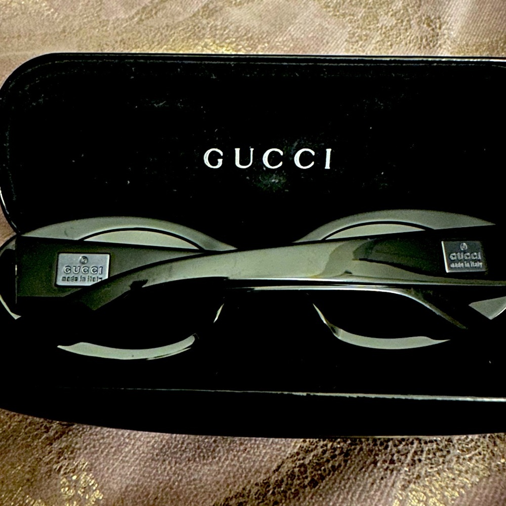 Rare Vintage Gucci Sunglasses Black GG2438 N/S 9ZX 49 22. Square rectangle Oval.